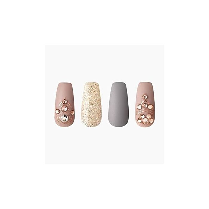 KISS Masterpiece One-of-a-Kind Luxe Mani nails