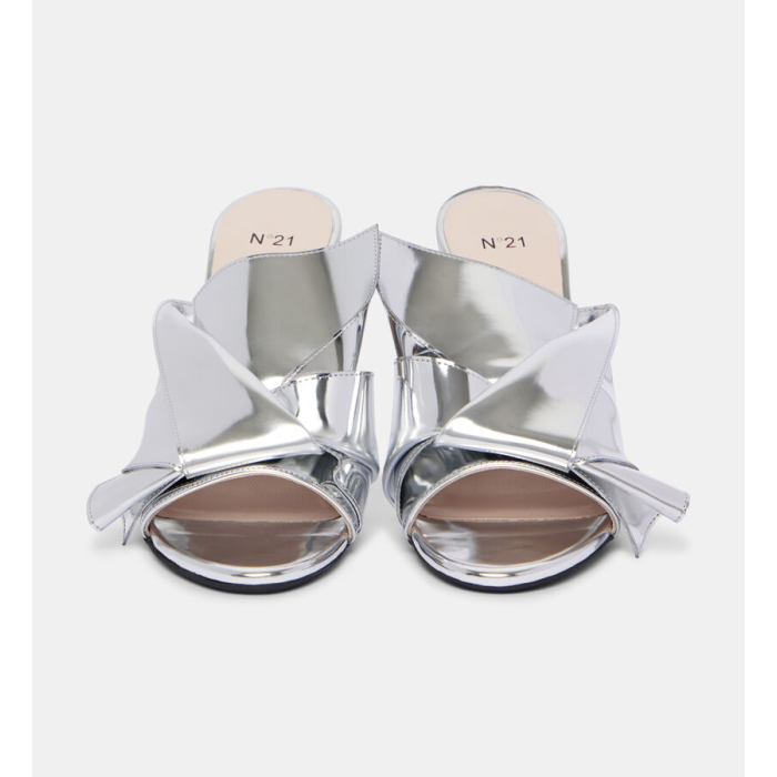 N◦21 Mules Silver